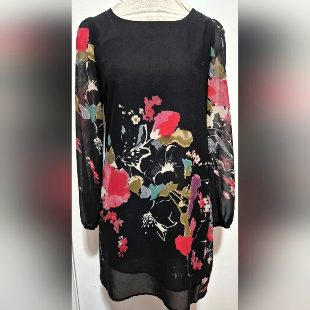 CHIC FLORAL SHEER LONG SLEEVE FULLY LINED DRESS - BLACK AND PINK